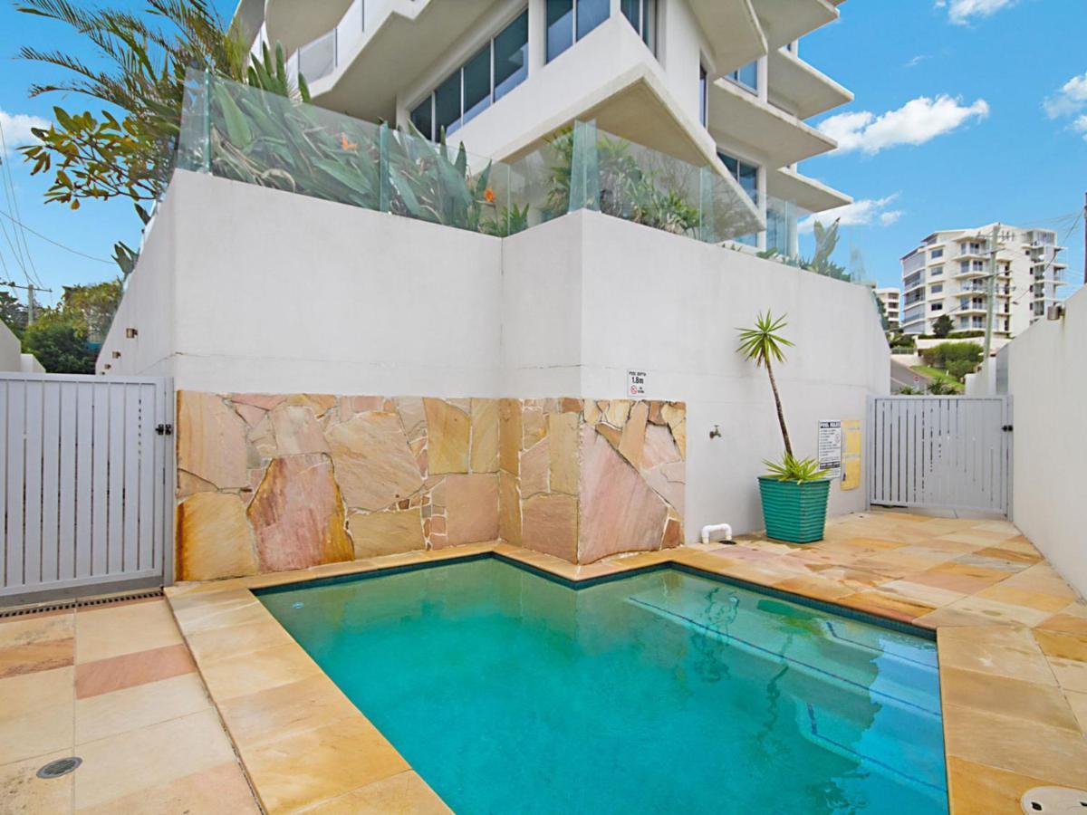 Nielsen On The Park Unit 1 3 Bed Apartment Coolangatta Exterior photo